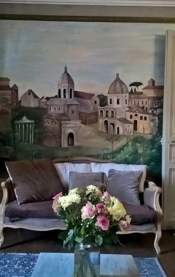 Le Clos Manceau Bed & Breakfast เลอม็องส์ ภายนอก รูปภาพ